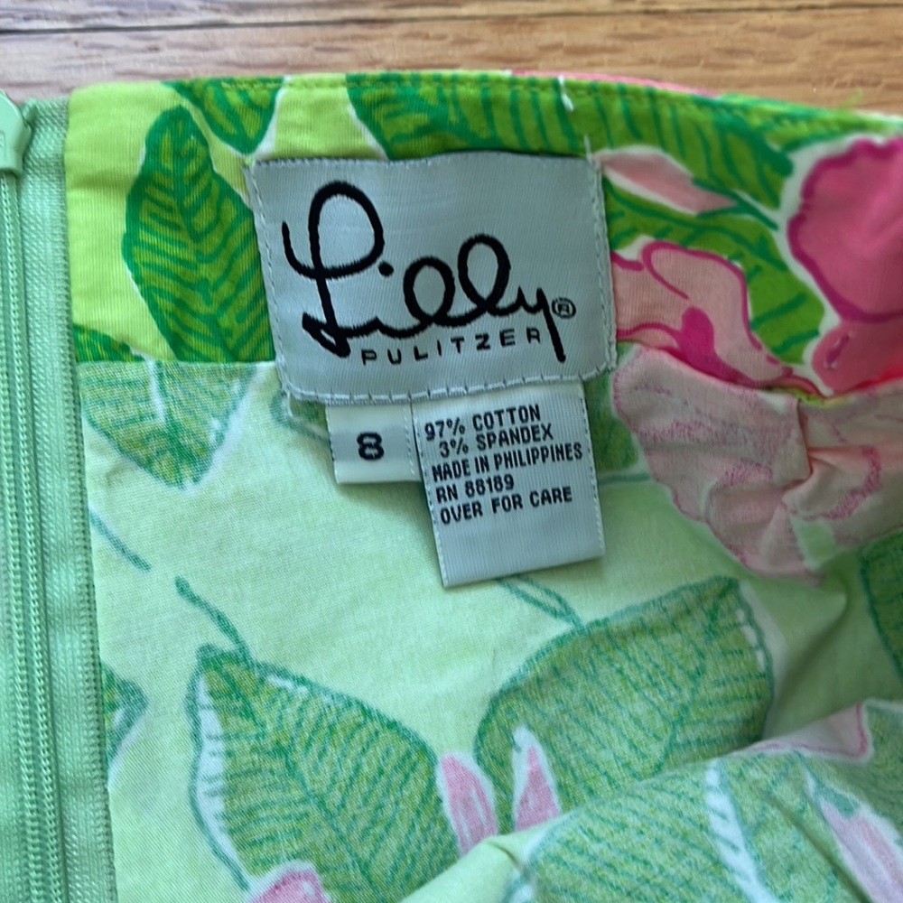 Lilly Pulitzer skort - Picture 5 of 5